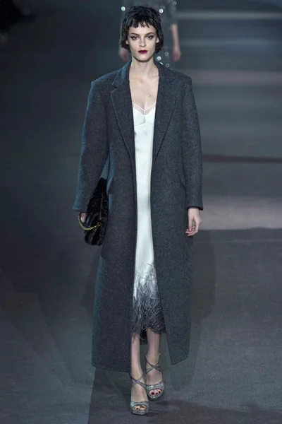 Look 42